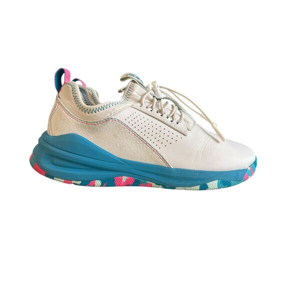 Women's Clove Classic Sneaker Size W8 White Nursing Healthcare Slip on - Picture 2 of 10